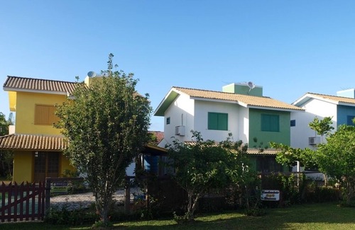 Garopaba Maison | Casa Verde - 2 suites et 1 chambre dans le centre