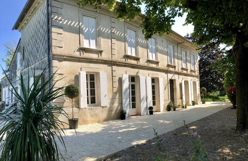 La Riviere Maison | Girondine du XIXème entièrement rénovée au coeur des vignobles. Piscine / Parc