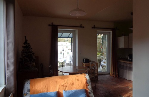 Saint-Leger-de-Montbrillais Maison | Gite / country house 6/8 people 11 à partir de avril 2025