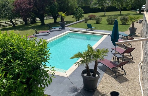 Cravant-les-Coteaux Maison | Gite à Cravant les Coteaux