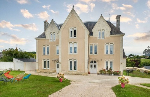 Cravant-les-Coteaux Maison | Gite à Cravant les Coteaux