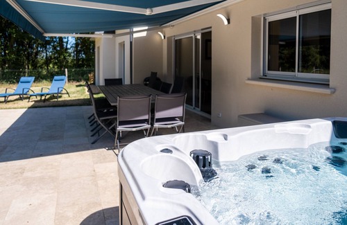 Saumur Maison | Gite 10 Pers Saumur Piscine & SPA