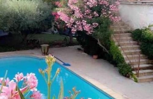 Bezouce Maison | Gite 2 personnes avec terrasse, piscine et jardin, La Closerie de Besocia (3*)