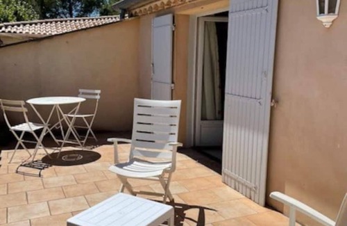 Bezouce Maison | Gite 2 personnes avec terrasse, piscine et jardin, La Closerie de Besocia (3*)