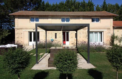 Civrac-de-Blaye Maison | Villa 3 ch, 7 pers, piscine, sauna, ,4 étoiles