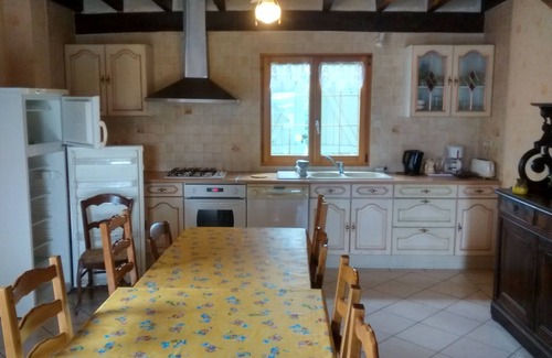 Saint-Laurent-Lolmie Maison | Gite 6 pers campagne, piscine baby-foot billard ping-pong piscne