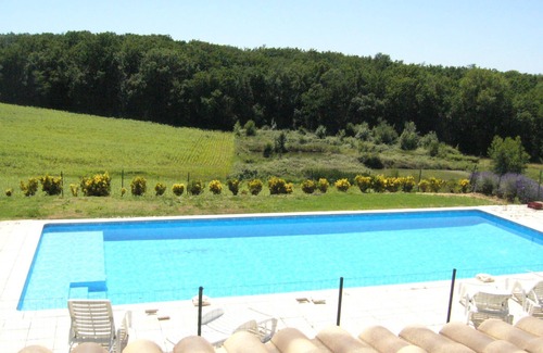 Saint-Laurent-Lolmie Maison | Gite 6 pers campagne, piscine baby-foot billard ping-pong piscne