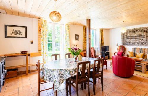 Boussenac Maison | Gite 8 Places En Ariège