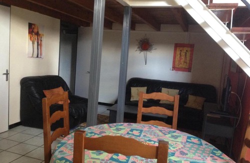Montfaucon Maison | gite a la ferme 5/6p