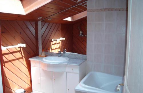 Antezant-la-Chapelle Maison | GITE A LA FERME