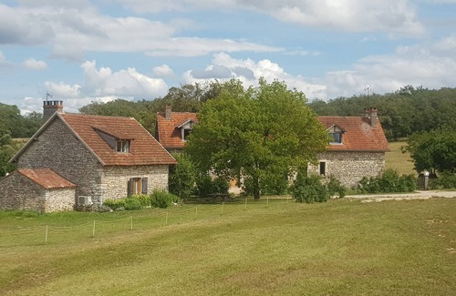 Carlucet Maison | Gite A LA Ferme - Installez-vous en Pleine Nature!