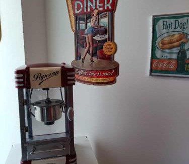 Fougere Maison | GITE AMERICAN DINER sur la site THE FARM OUEST capacité 7 personnes