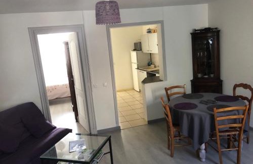 La Roche-Guyon Appartement | Gite Ancien Relais de Saint-Jacques