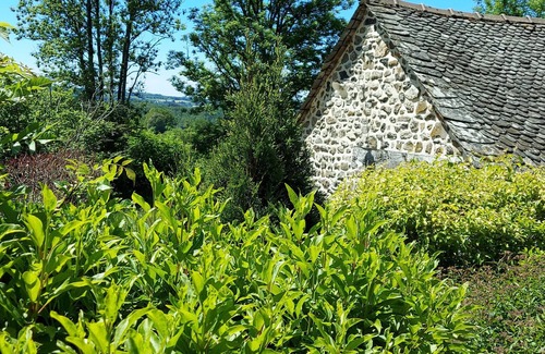 La Terrisse Autre | Gite Argences-en-Aubrac, 1 bedroom, 2 persons