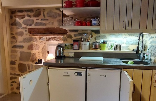 La Terrisse Autre | Gite Argences-en-Aubrac, 1 bedroom, 2 persons