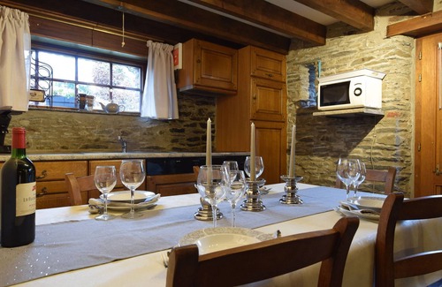Tavigny Cottage | Gîte de charme à Rachamps avec jardin privé