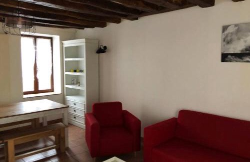 Moret-Loing-et-Orvanne Maison | Gite aux volets bleus