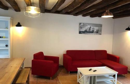 Moret-Loing-et-Orvanne Maison | Gite aux volets bleus