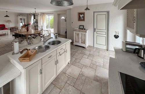 Seigy Maison | Gite avec piscine et jacuzzi