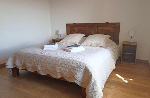 Montsalier Maison | Gite avec piscine "La maison de Valentine" en Provence