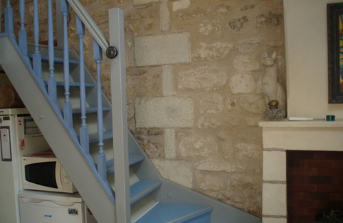 Saint-Cesaire Maison | Gite « les volets bleus » Petite maison de campagne en Charente Maritime