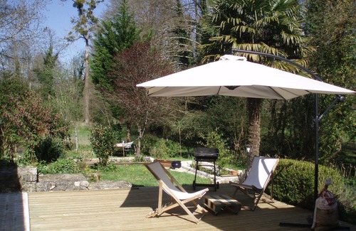Saint-Cesaire Maison | Gite « les volets bleus » Petite maison de campagne en Charente Maritime