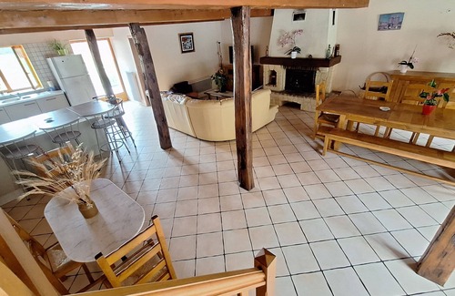 Saint-Gauderic Maison | GITE BOYER BAS (2-10 pers) Avec PISCINE et SPA