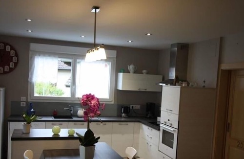 Chamagne Cottage | Gîte Chamagne, 3 pièces, 4 personnes