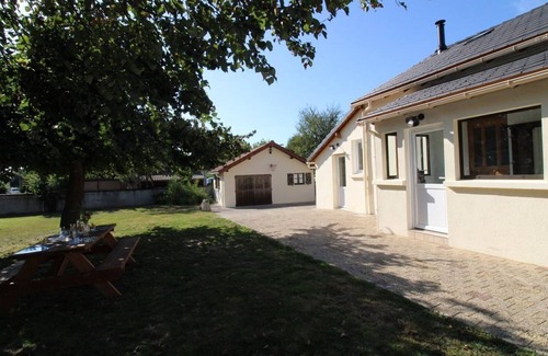 Champagnac Cottage | Gite Champagnac, 3 bedrooms, 6 persons