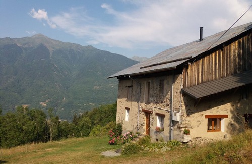 Montgilbert Maison | GITE "CHEZ COMBET