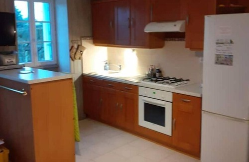 Savigny-en-Veron Maison | Gite Chez LE Vigneron