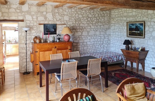 Restigne Maison | Gîte "Chez Nicole" au cœur des châteaux de la Loire