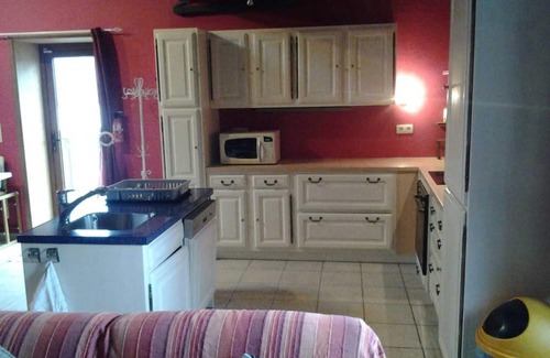 Cerfontaine Appartement | Gîte à deux pas de l'horloge