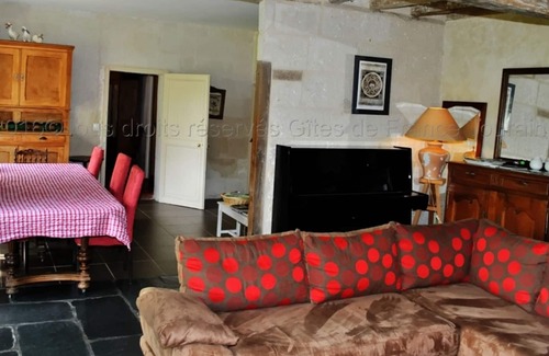 Continvoir Maison | Gîte Continvoir, 4 pièces, 10 personnes