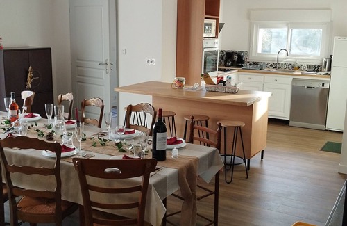 Saint-Maurice-la-Clouere Maison | Gite de la Treille,