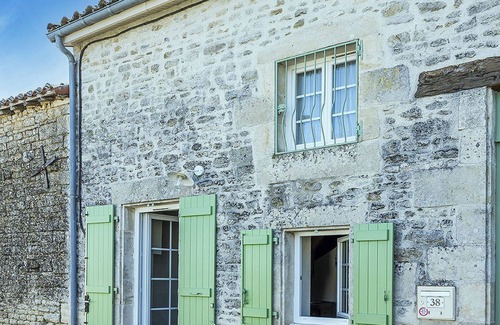 Germond-Rouvre Maison | Gite dans un petit hameau proche du marais poitevin