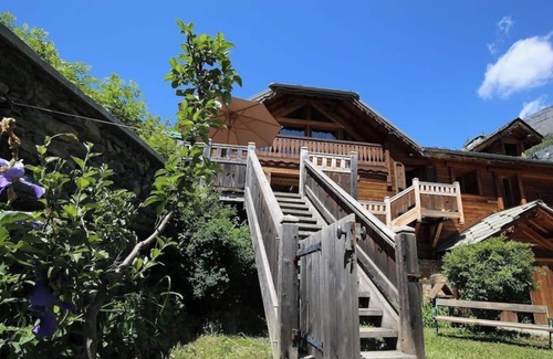 Chantelouve Chalet De Ski | Gite Dans un Très Beau Chalet Parc des Ecrins