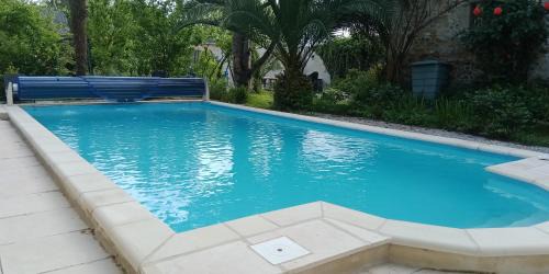 Bastanes Maison | Gite de 6 à 14 pers avec Piscine-Jacuzzi- Salle des fêtes