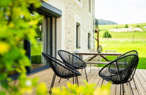 Premanon Appartement | Gite de charme dans ancienne ferme en pierre