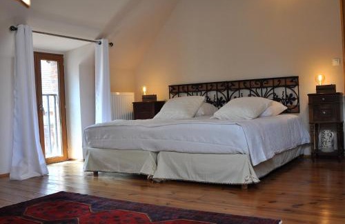Aubigny-sur-Nere Maison | Gite de charme en Sologne, séjour en famille, jardin, rivière, jeux, nature & détente