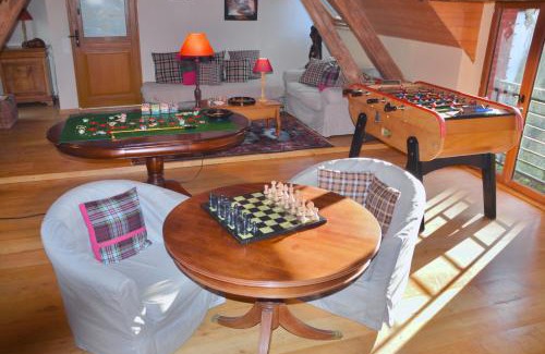 Aubigny-sur-Nere Maison | Gite de charme en Sologne, séjour en famille, jardin, rivière, jeux, nature & détente