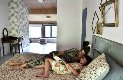 Bruniquel Maison | Gite de Groupe 400 m2 BRUNIQUEL 15- 19 personnes