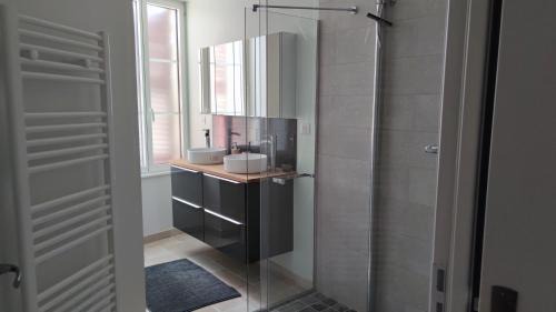 Beine Maison | GITE DE L'AETI JACUZZI PISCINE