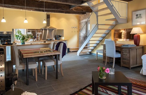 Salles-la-Source Maison | Gite de la Cascade, pour 4 personnes, animaux acceptés, entre Rodez et Conques