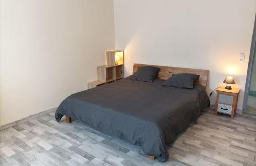 Vailly-sur-Sauldre Maison | Gite de la Croix de la Passion