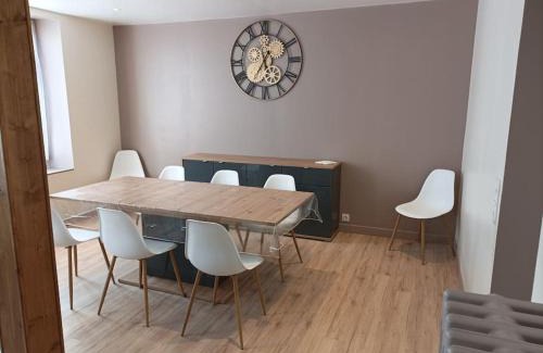 Vailly-sur-Sauldre Maison | Gite de la Croix de la Passion
