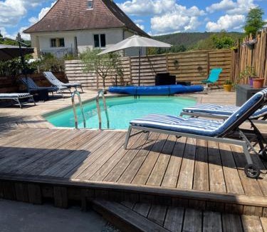 Saint-Leon-sur-Vezere Maison | gite de la croix