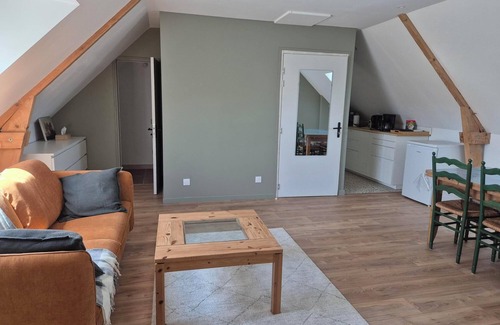 Broons Appartement | Gite de la Planchette with heated swimming pool