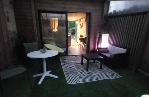 Mosnes Appartement | Studio avec terrasse couverte devant La Loire, à 5 min des jardins de Chaumont