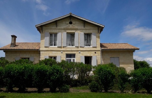 Beychac-et-Caillau Maison | Gite DE Teynac - Beychac-et-caillau